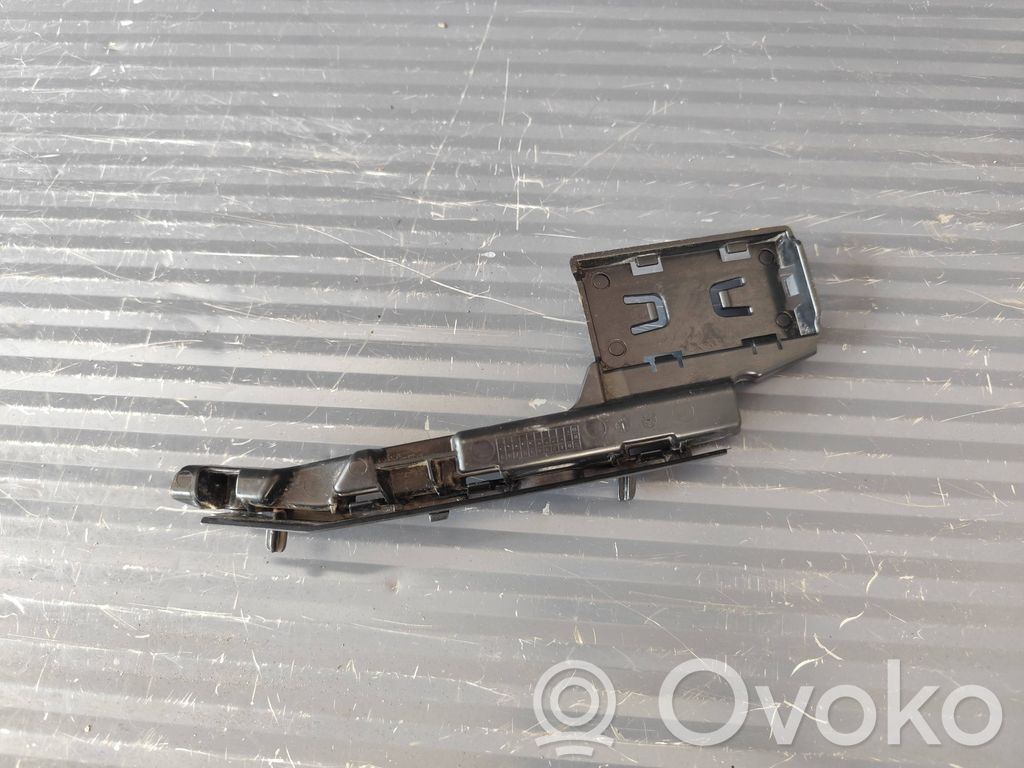 Skoda Octavia Mk4 Soporte del parachoques delantero 