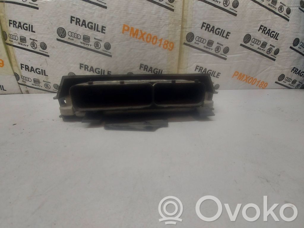 Opel Vectra B Engine control unit/module 