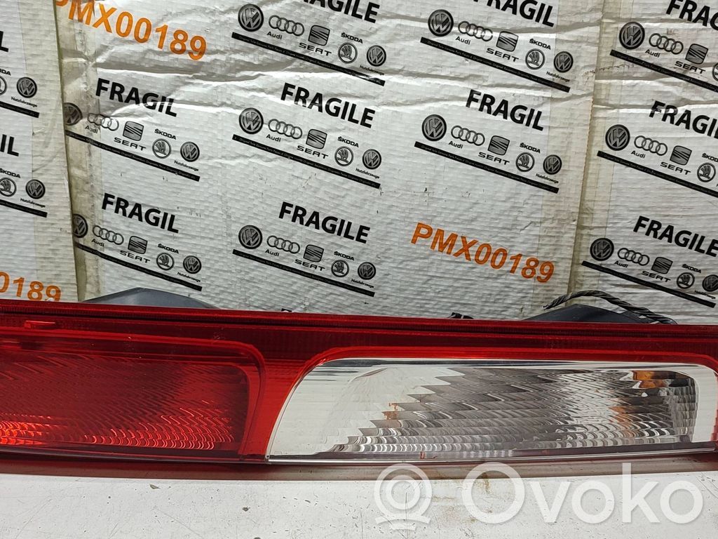 Ford Focus Luz trasera/de freno 
