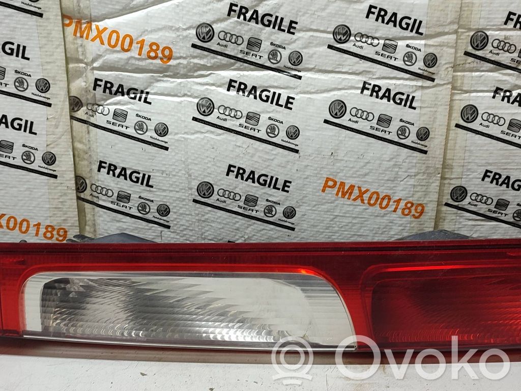 Ford Focus Aizmugurējais lukturis virsbūvē 