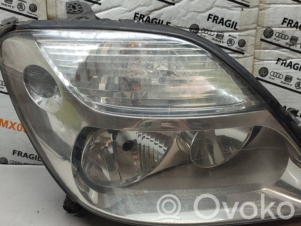 Renault Scenic I Lampa przednia 