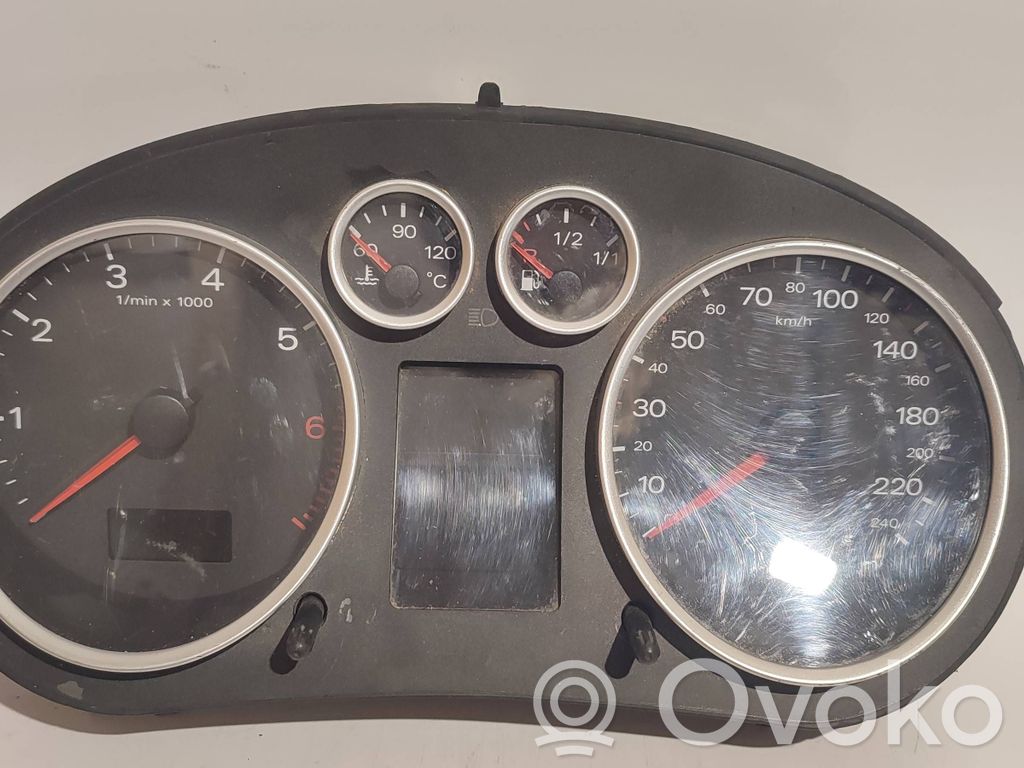 Audi A2 Nopeusmittari (mittaristo) 