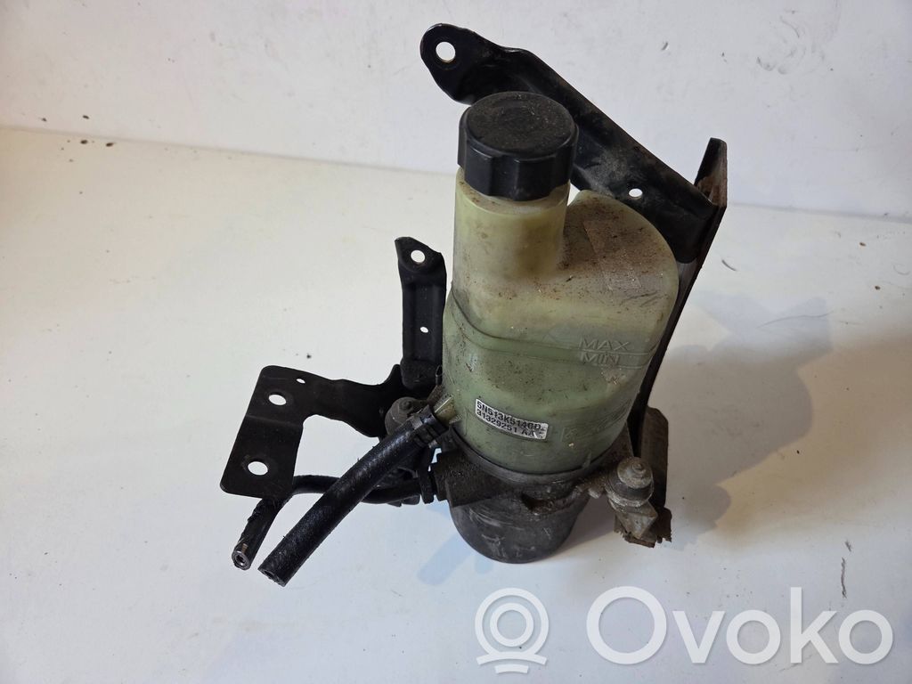 Volvo V50 Ohjaustehostimen pumppu 