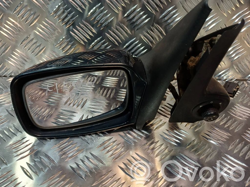 Ford Fiesta Front door electric wing mirror 