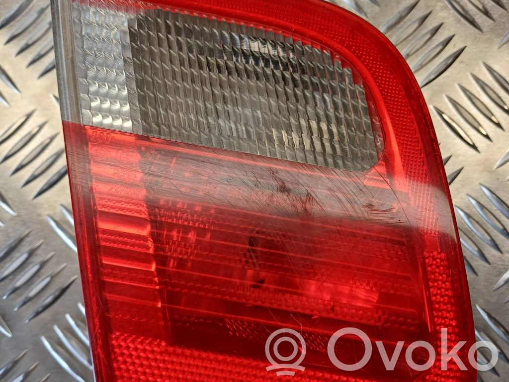 Tailgate rear/tail lights   8364923,230511,102460,361712