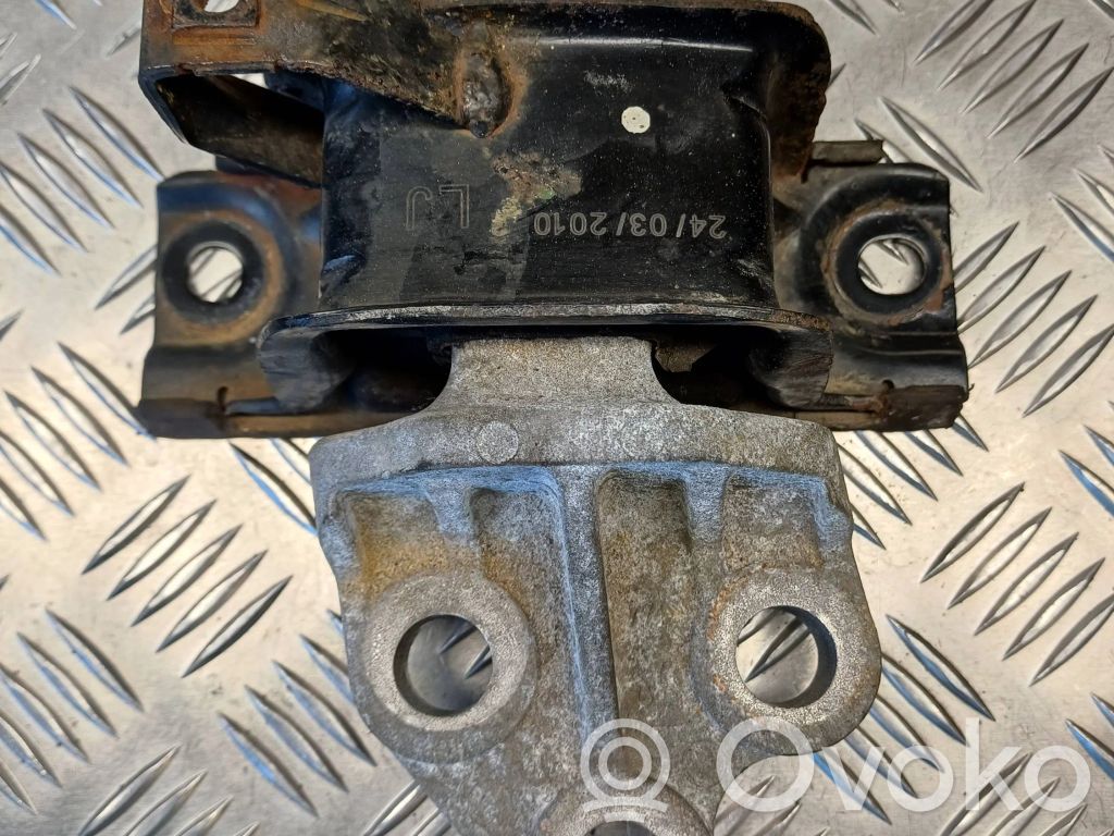Alfa Romeo Mito Dzinēja spilvens 