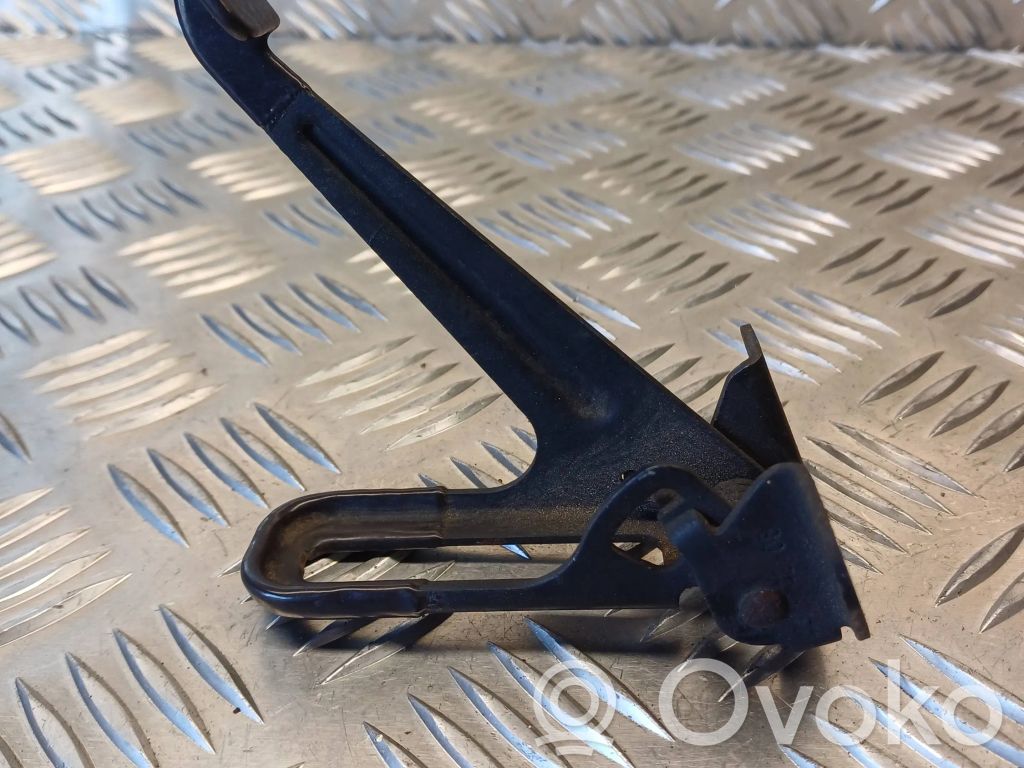 Toyota Avensis T270 Engine bonnet (hood) release handle 