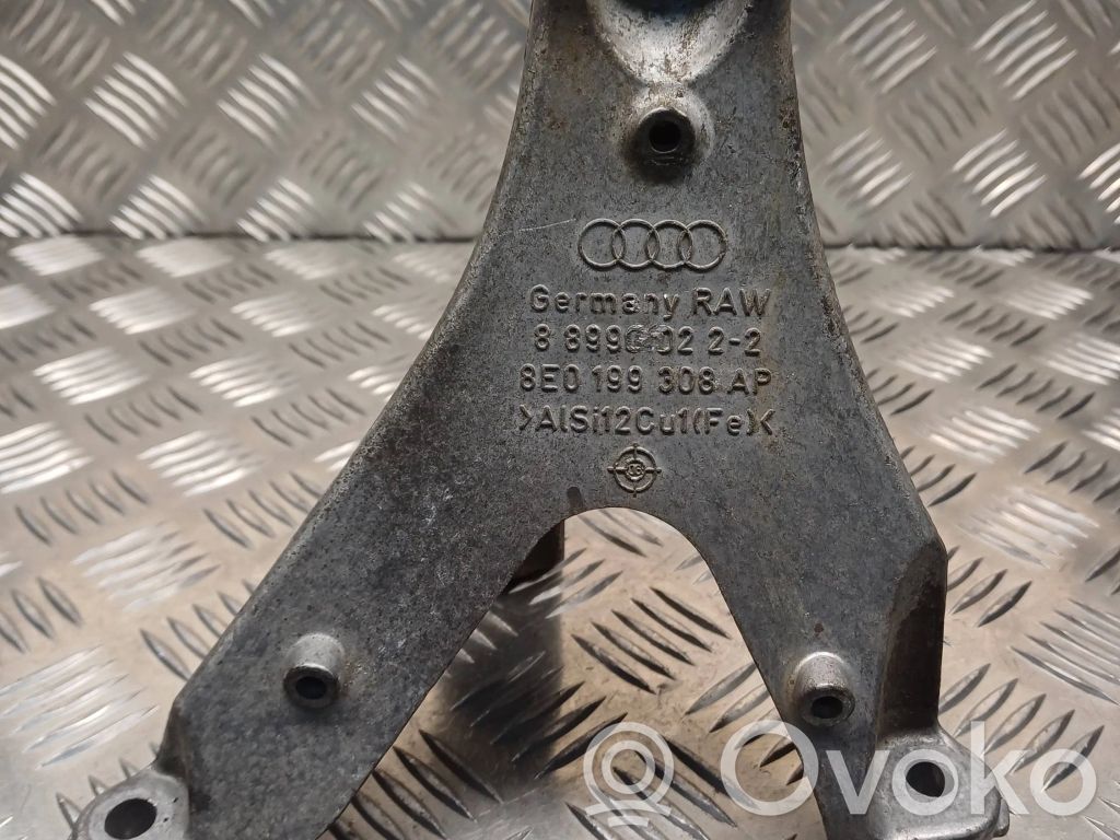 Audi A4 S4 B7 8E 8H Engine mounting bracket 