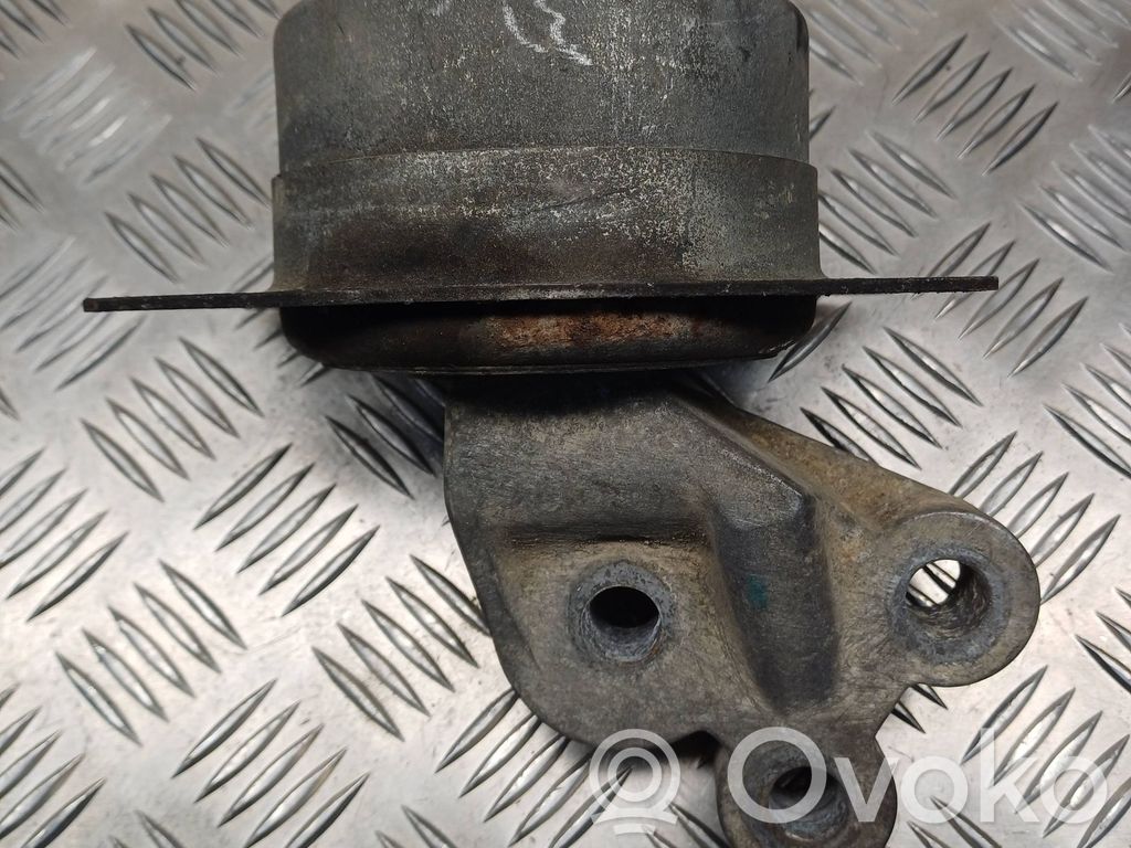 Opel Vectra C Engine mount bracket 