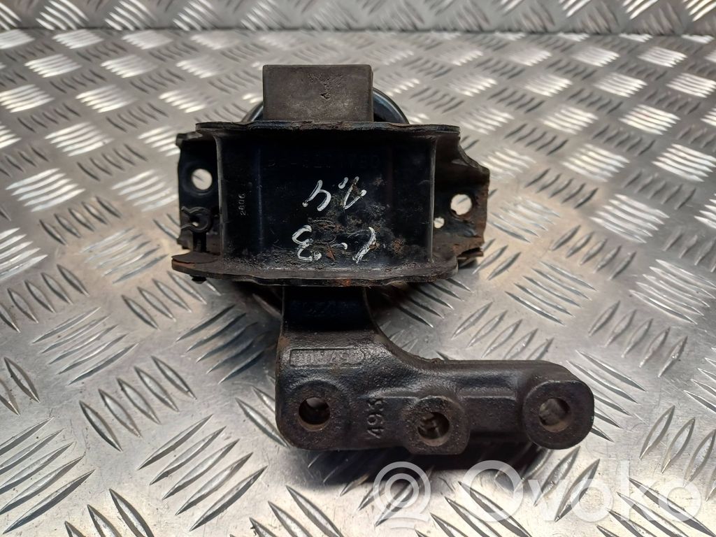 Citroen C3 Engine mount bracket 