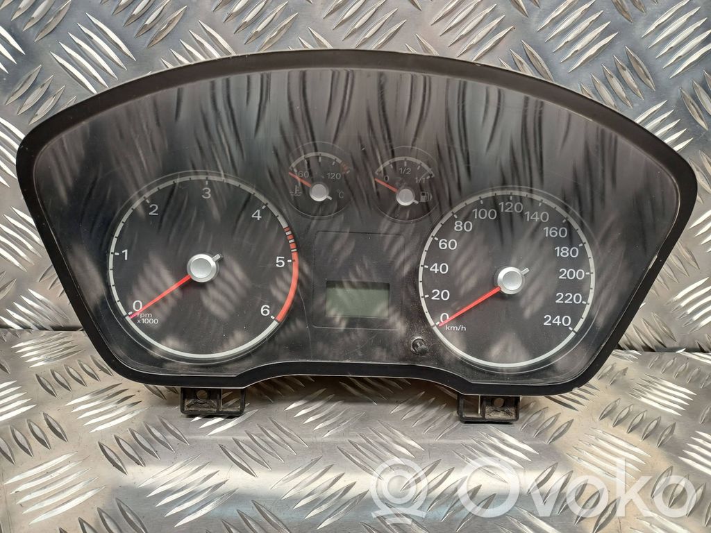 Ford Focus C-MAX Speedometer (instrument cluster) 