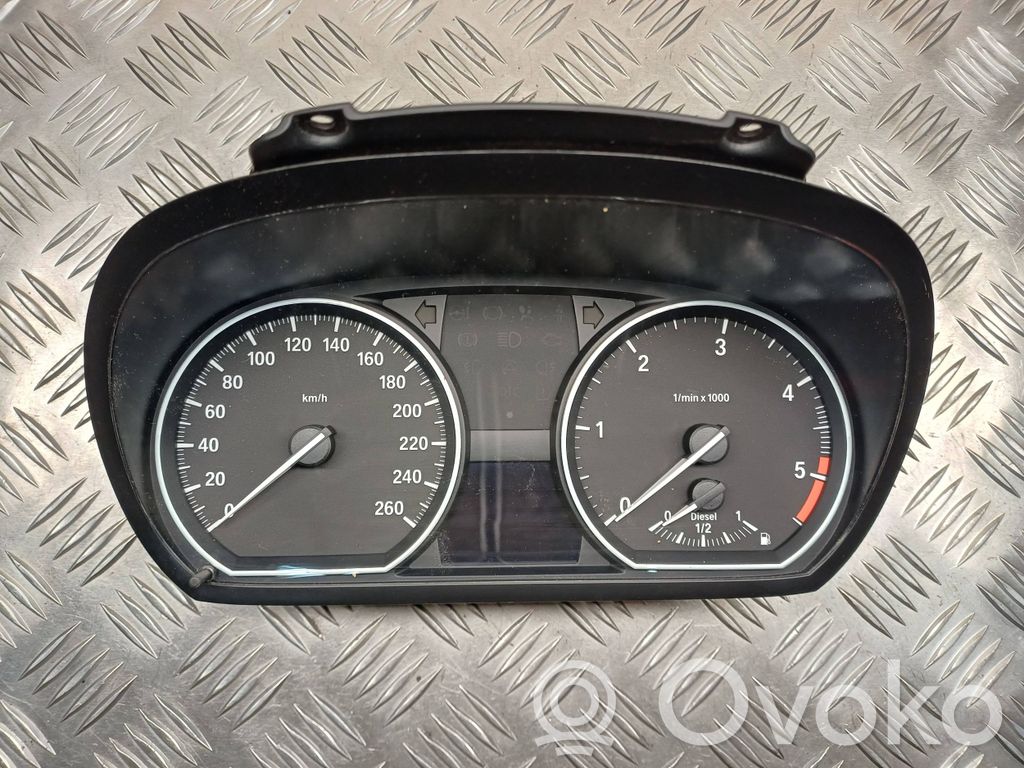 Speedometer (instrument cluster)   102495593,918704802