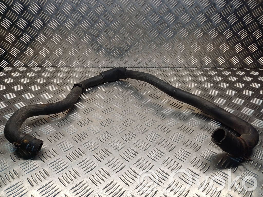 Engine coolant pipe/hose