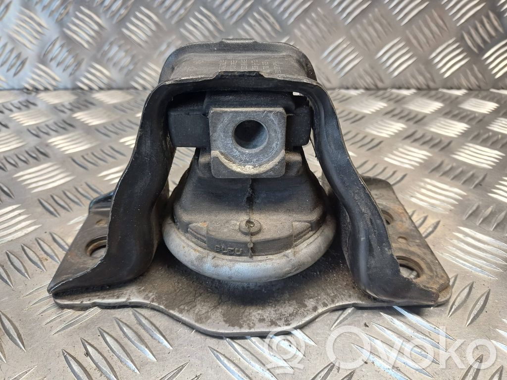 Renault Scenic II -  Grand scenic II Engine mount bracket 