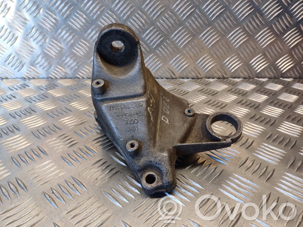 Audi A4 S4 B5 8D Gearbox mounting bracket 