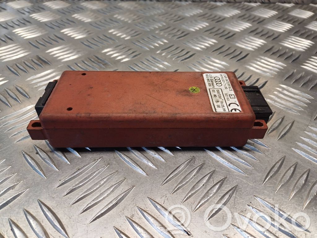 Audi A4 S4 B5 8D Telefono valdymo blokas 