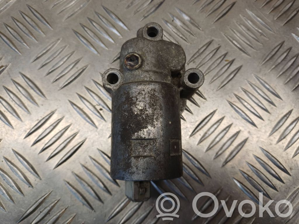 Audi A8 S8 D2 4D Leerlaufregler Leerlaufregelventil 