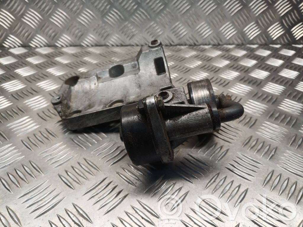 BMW 5 E39 Halterung Klimakompressor 