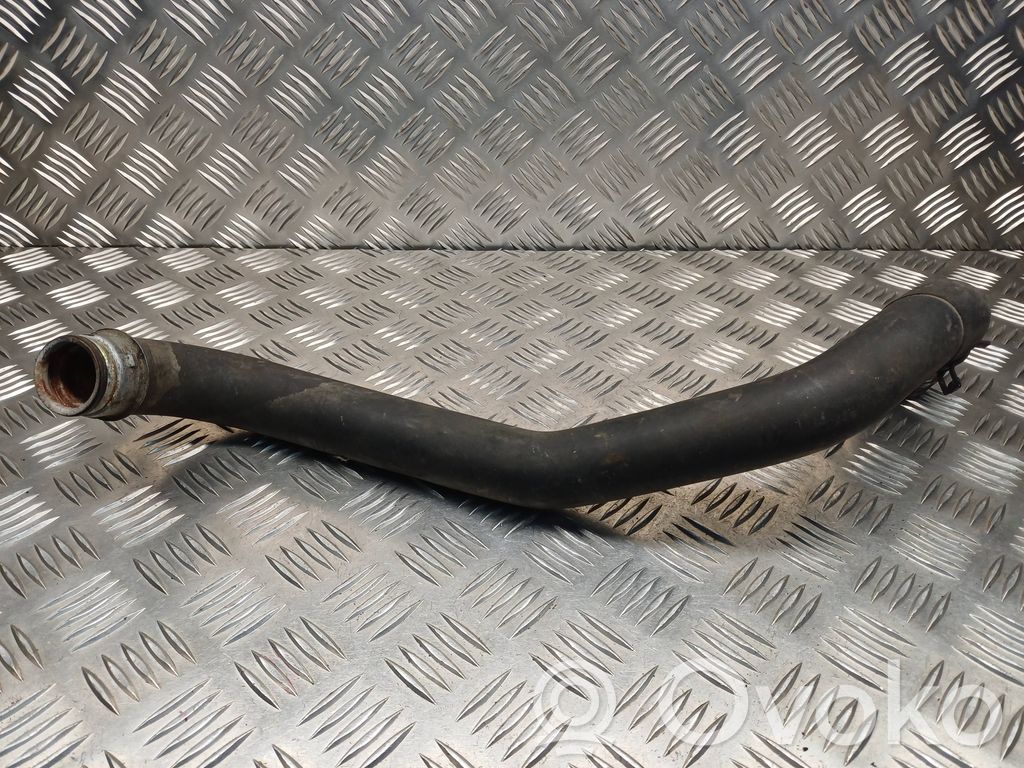Engine coolant pipe/hose