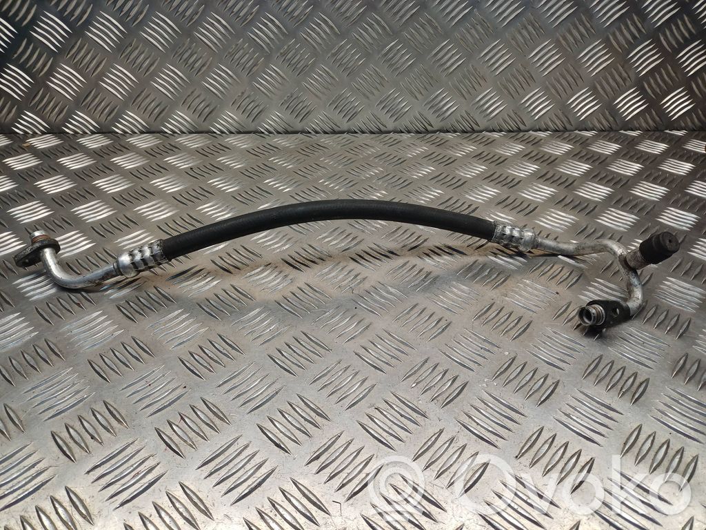 Ilmastointilaitteen putki (A/C)   9643934580