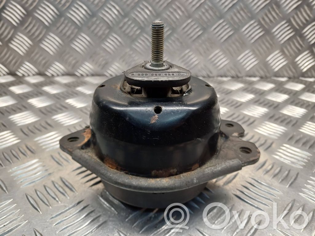 Renault Laguna II Engine mount bracket 