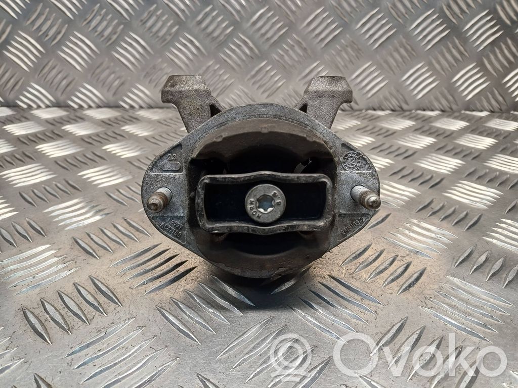 Audi A4 S4 B6 8E 8H Suport cutie viteze 