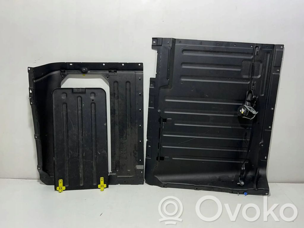 Moldura de la puerta trasera   FPW2603