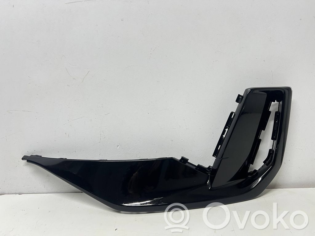 Audi e-tron Front bumper lower grill 