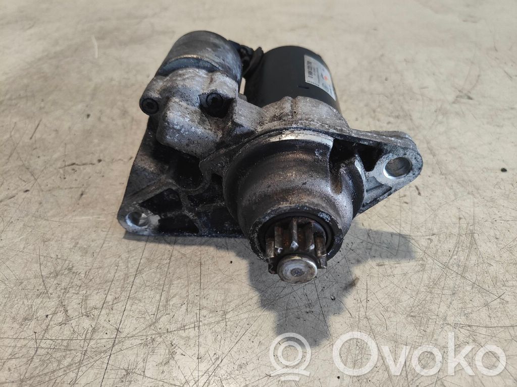 Volkswagen Polo IV 9N3 Rozrusznik 
