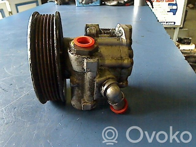Ford Scorpio Ohjaustehostimen pumppu 