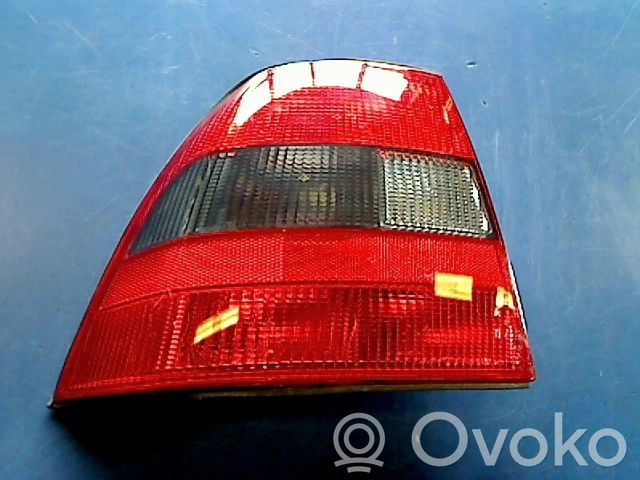 Opel Vectra B Galinis žibintas kėbule 