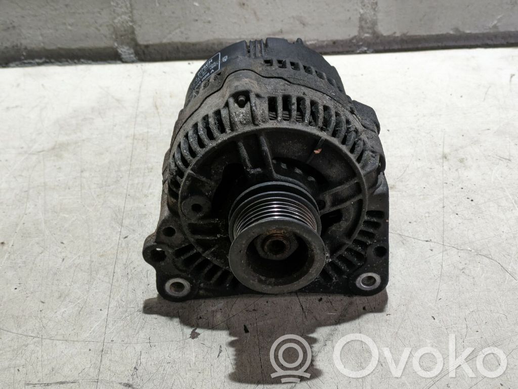 Audi 80 90 S2 B4 Ģenerators 