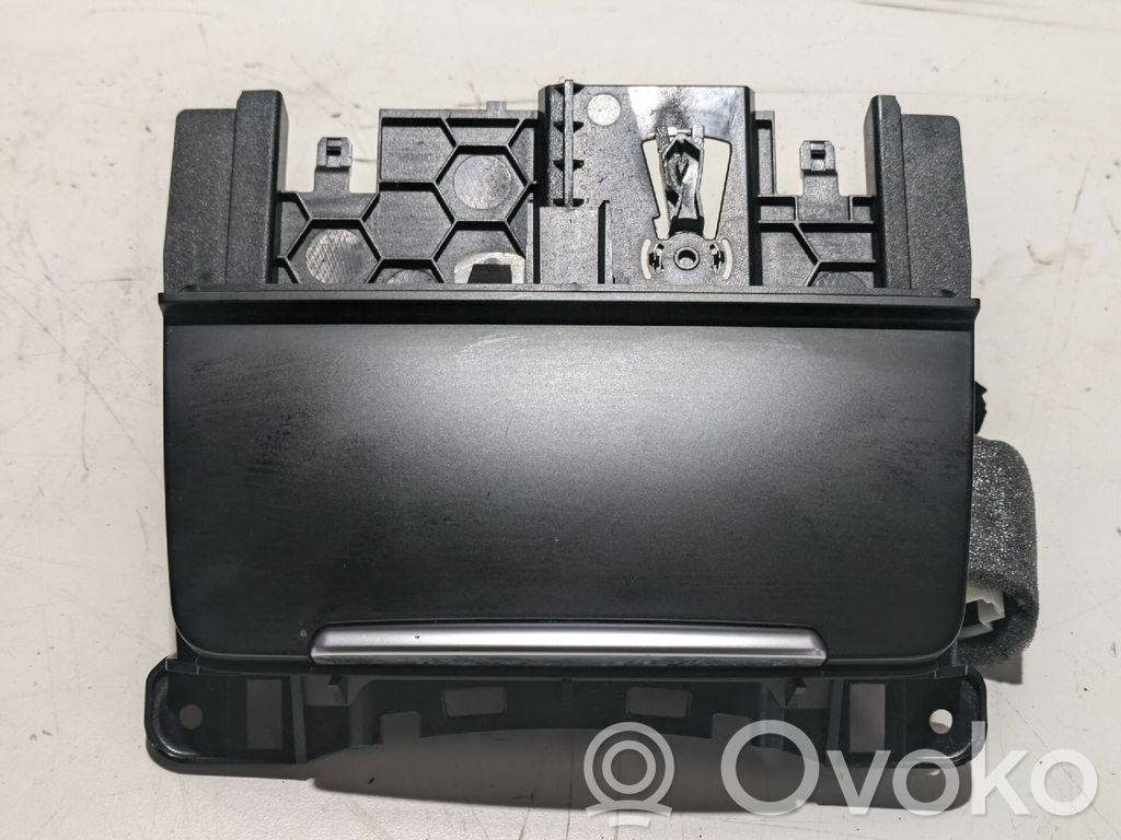 Audi A4 S4 B8 8K Popielniczka deski rozdzielczej 