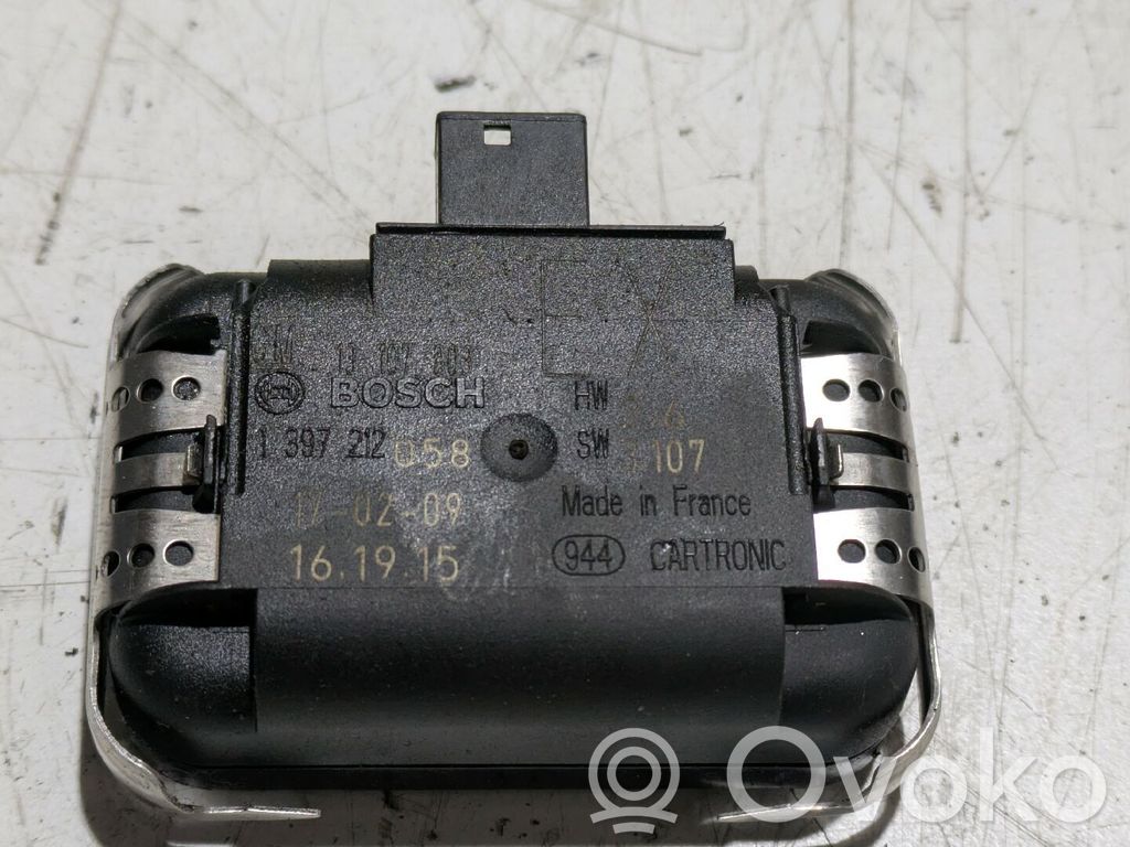 Opel Astra H Sensor de lluvia 