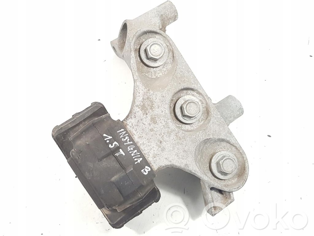 Engine mounting bracket   22937294