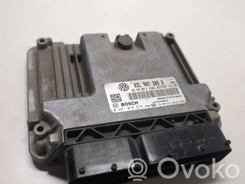 Volkswagen Caddy Sterownik / Moduł ECU 