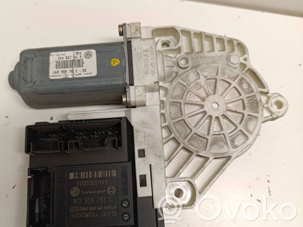 Volkswagen Golf V Silnik regulatora szyby drzwi przednich 