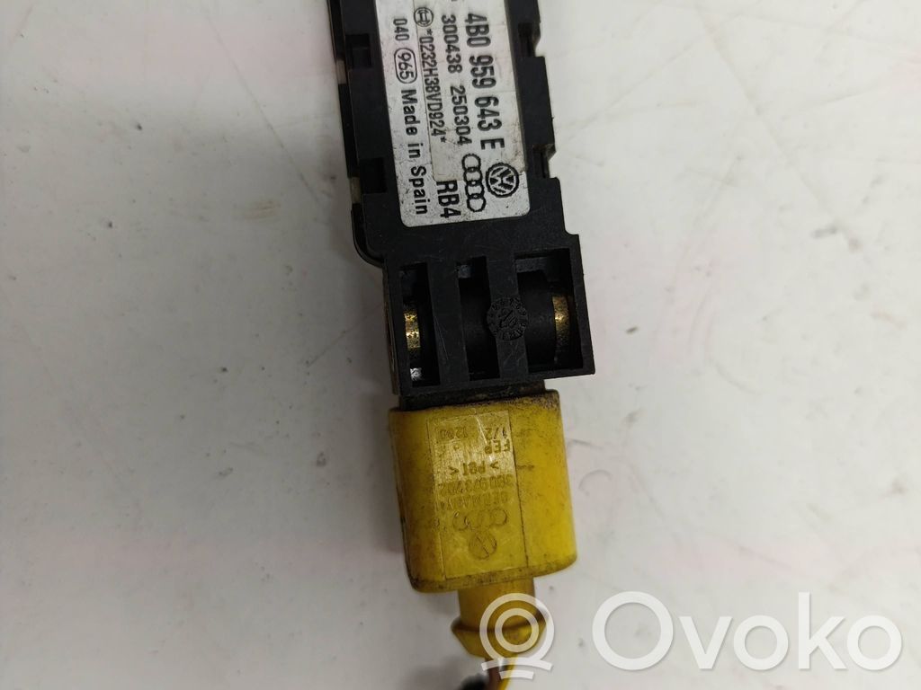 Airbagsensor Crashsensor Drucksensor   4B0959643E,30043850304