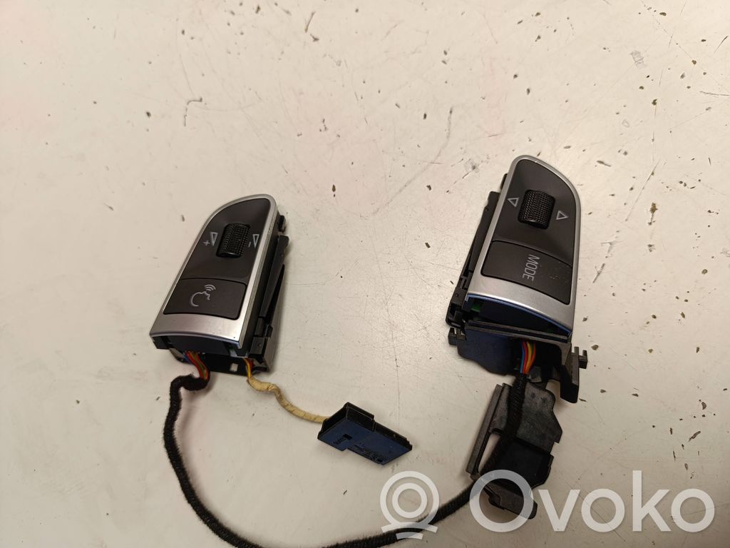 Audi A5 8T 8F Boutons / interrupteurs volant 