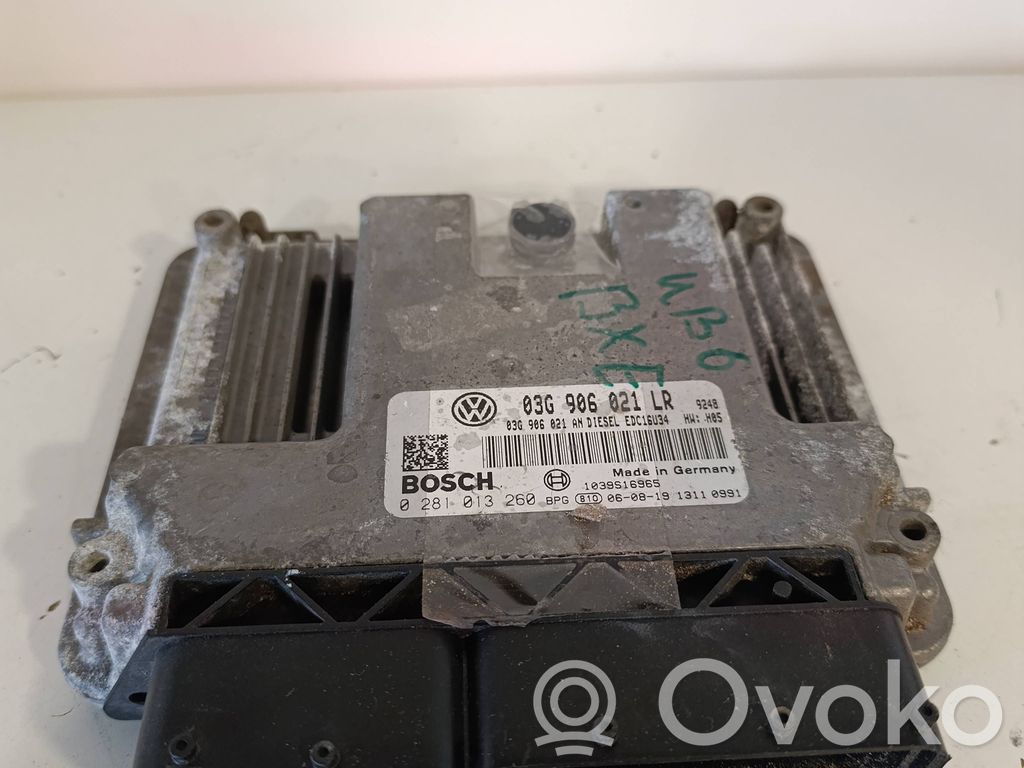 Volkswagen PASSAT B6 Unitate/modul de control motor 