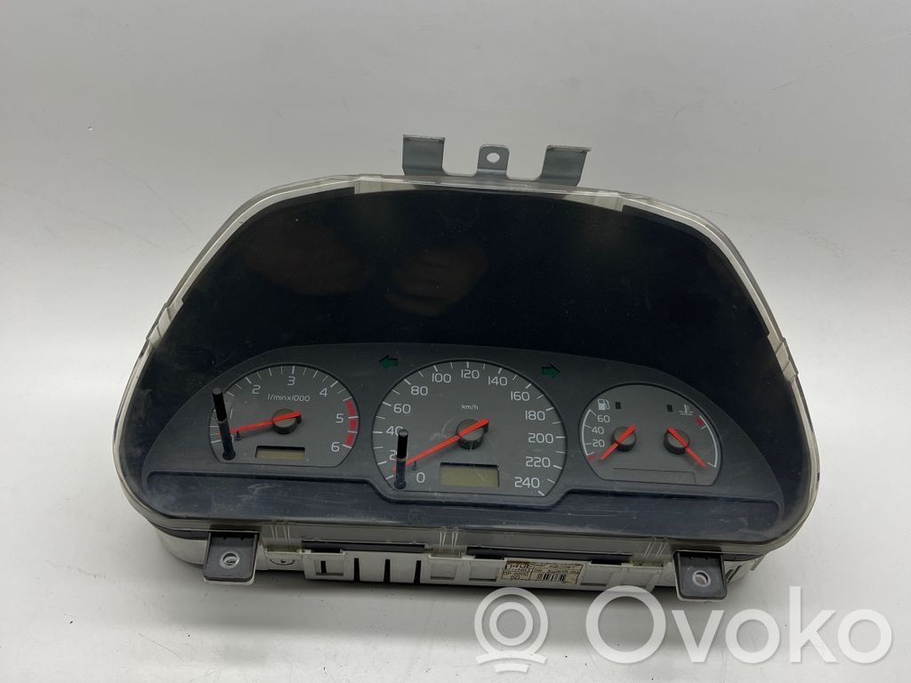 Volvo S40, V40 Spidometrs (instrumentu panelī) 
