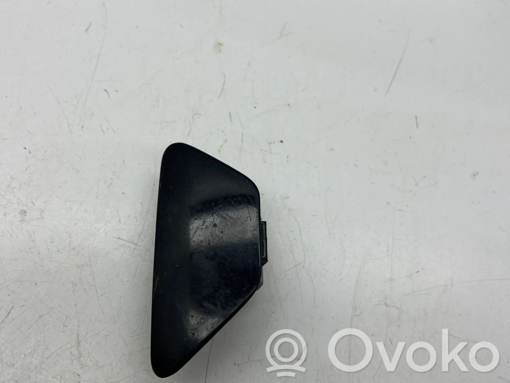 BMW 5 F10 F11 Zaślepka spryskiwacza lampy przedniej 