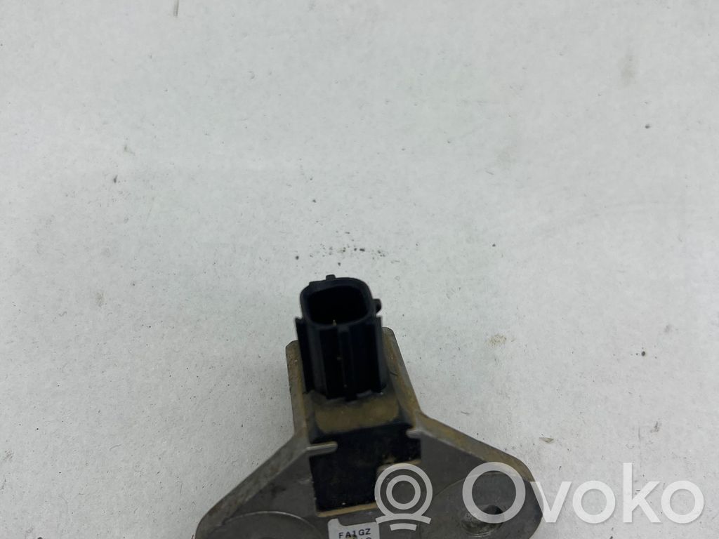 Nissan Qashqai+2 Airbag deployment crash/impact sensor 