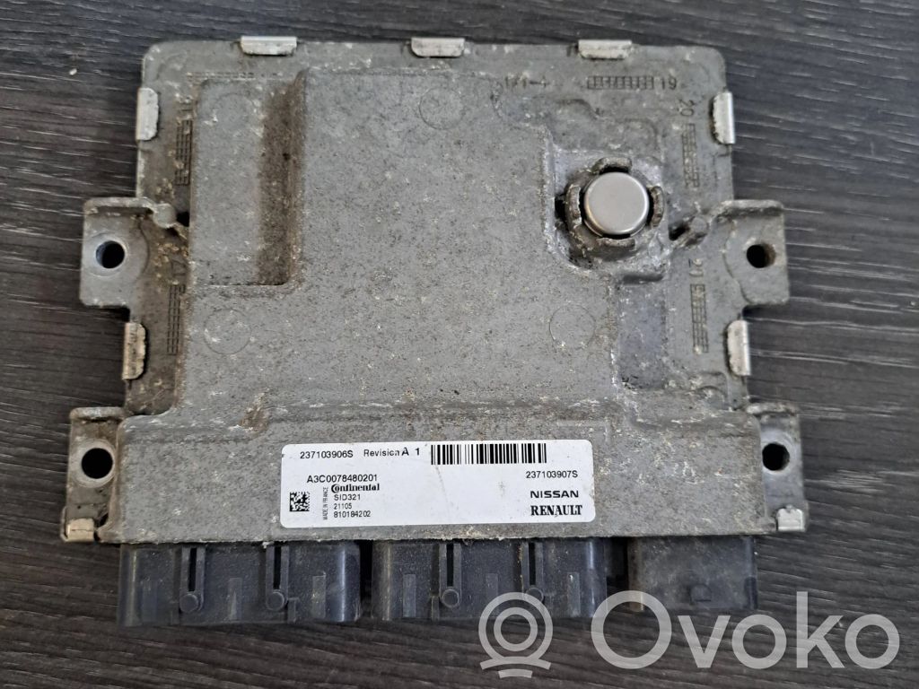 Renault Master III Engine control unit/module 