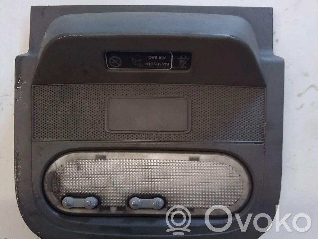 Renault Master III Światło fotela przedniego 