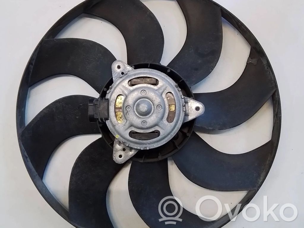 Renault Master III Elektrisks radiatoru ventilators 