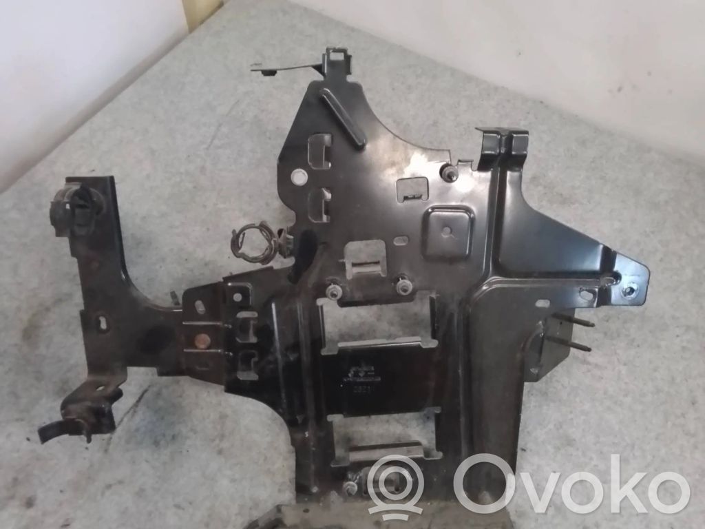 Renault Master III Other engine bay part 