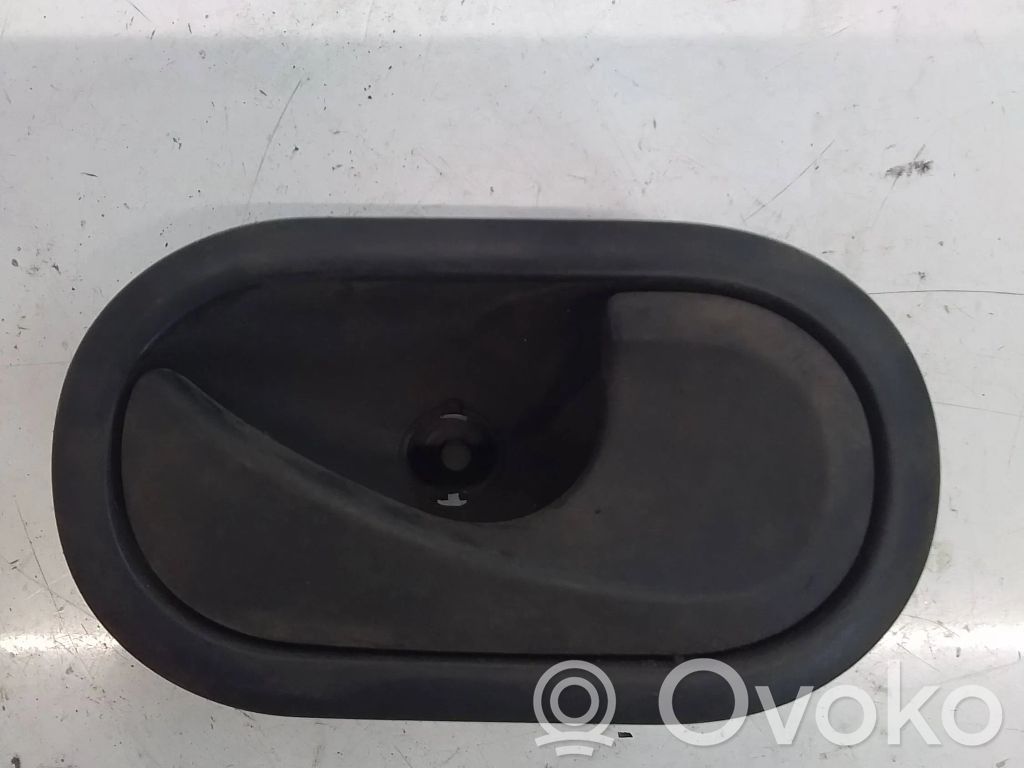 Manecilla interna puerta delantera   8248310580