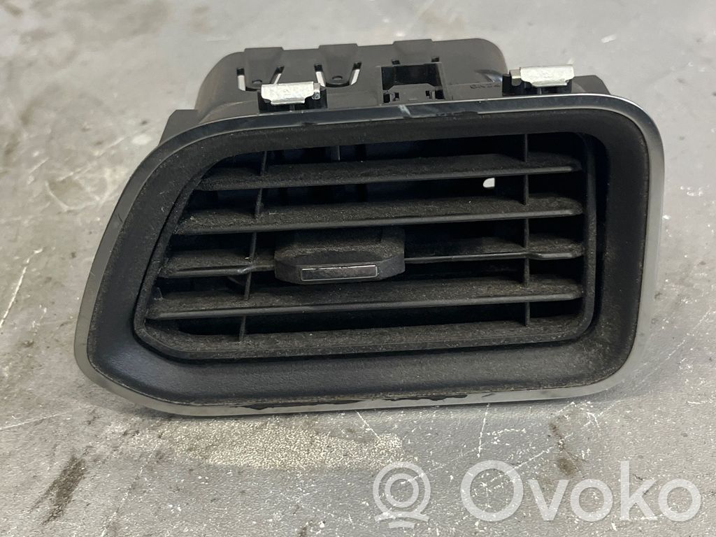 Renault Master III Lango oro grotelės 