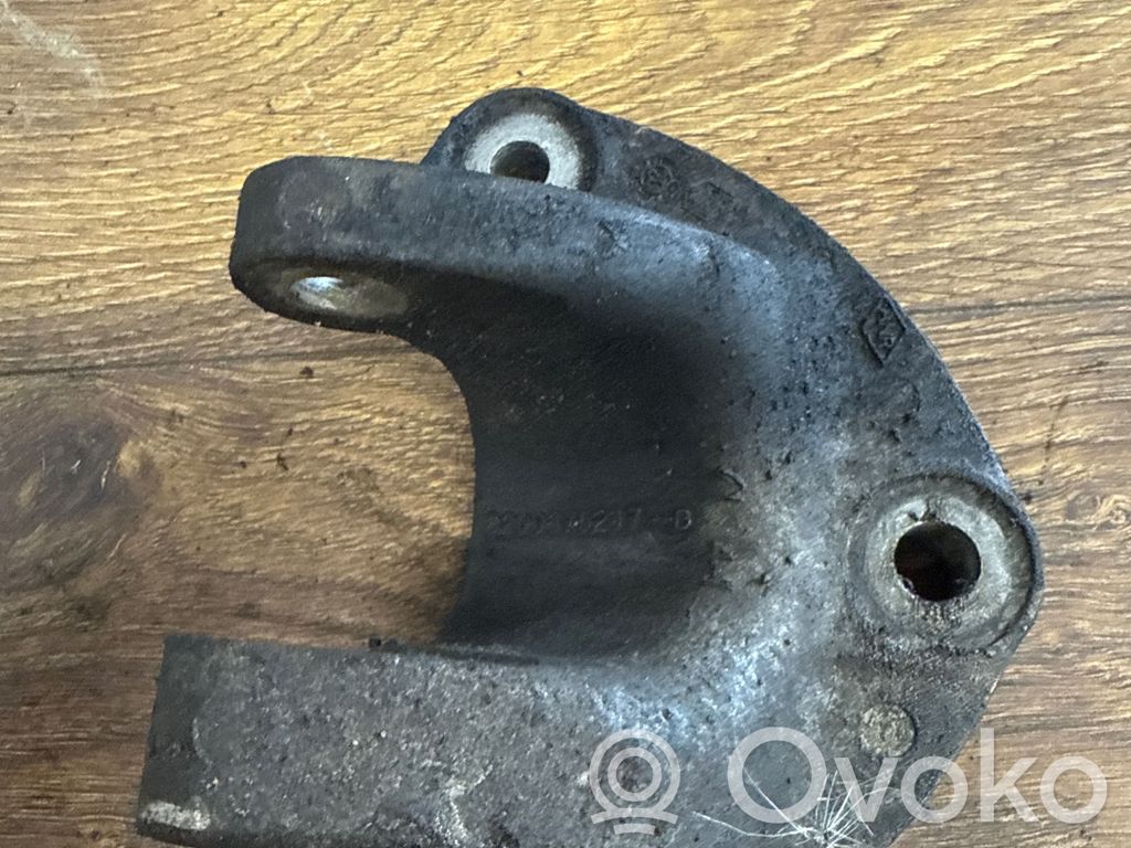 Renault Master III Engine mounting bracket 